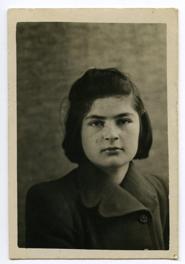 Anna Nussbaum in 1942.